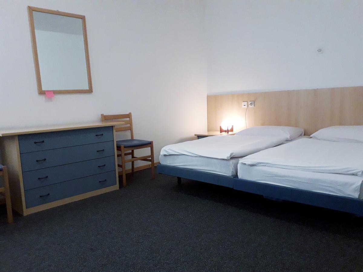 Apartments And Rooms Haludovo - Ribarsko Selo Malinska Luaran gambar