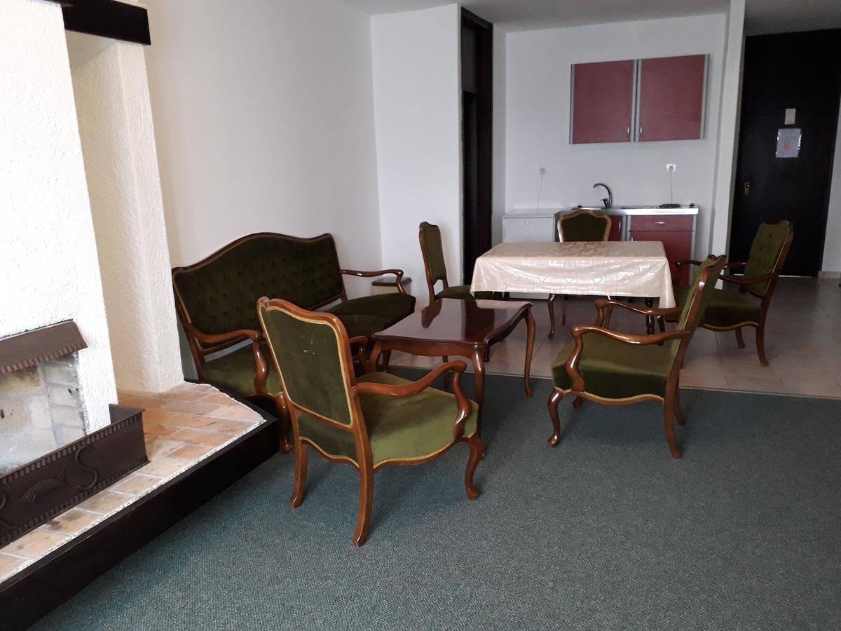 Apartments And Rooms Haludovo - Ribarsko Selo Malinska Luaran gambar